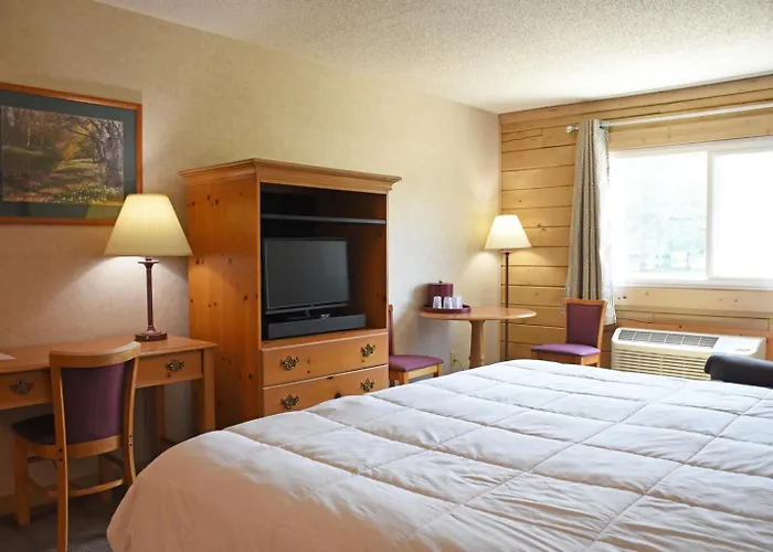 Paddle Wheel Inn